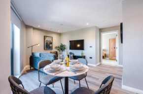 Leeds City Skyline Views - 2 Bed Flat